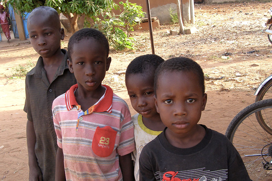 Schulpatenschaften in Afrika – Djembe Drumming Braunschweig